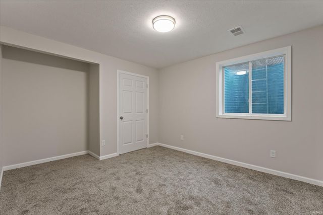 53712 Terre Verde Hills Court, South Bend, IN 46628