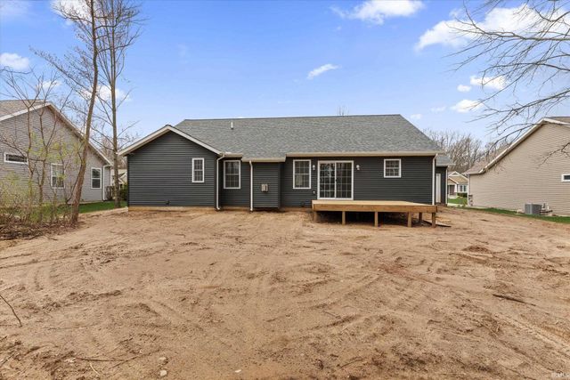 53712 Terre Verde Hills Court, South Bend, IN 46628