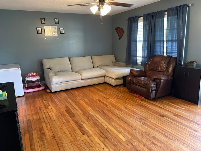 387 Byrnes Circle, Johnsonville, SC 29555