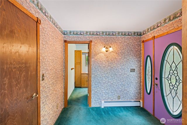 671 Edmonds Road, Coupeville, WA 98239