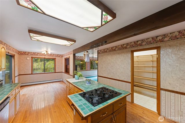 671 Edmonds Road, Coupeville, WA 98239