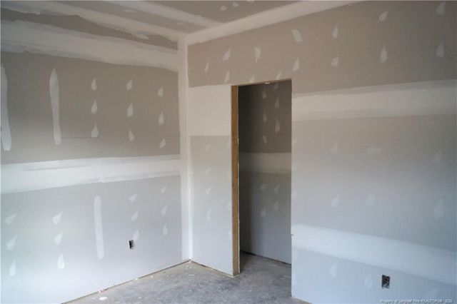 505 LONGSTREET Road, Sanford, NC 27331