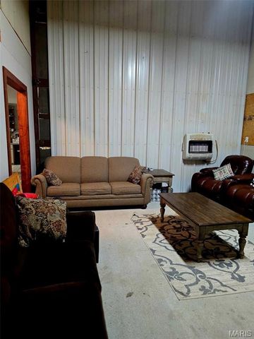 229 Carter 254, Grandin, MO 63943