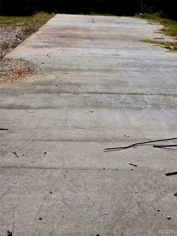 229 Carter 254, Grandin, MO 63943