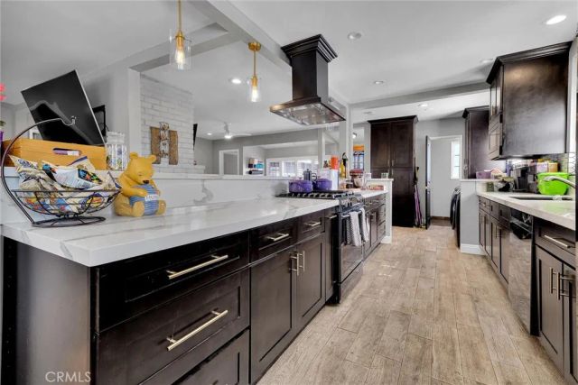 6104 S La Cienega, Ladera Heights, CA 90056