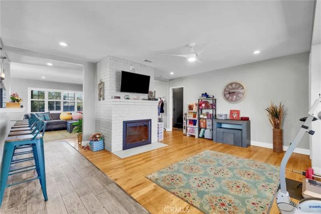 6104 S La Cienega, Ladera Heights, CA 90056