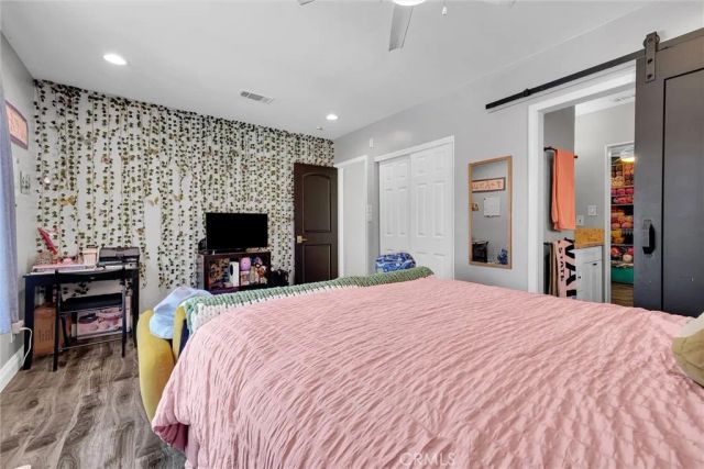 6104 S La Cienega, Ladera Heights, CA 90056