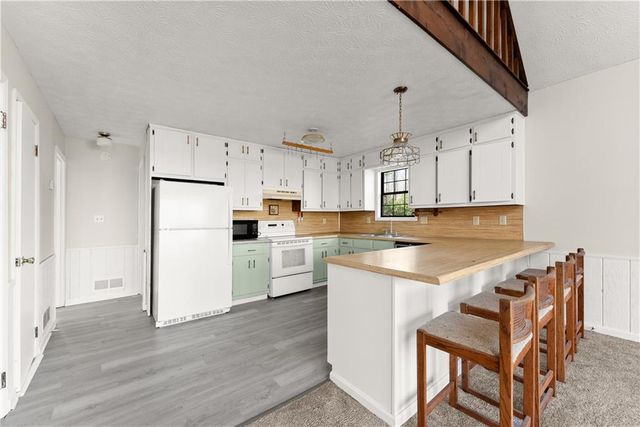 6800 Thunder Trail, Gainesville, GA 30506