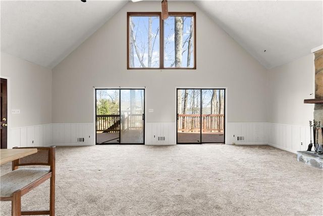 6800 Thunder Trail, Gainesville, GA 30506