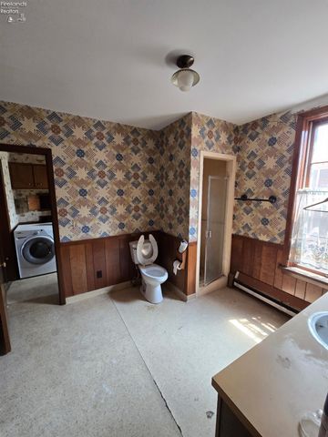 2312 Hayes Avenue, Sandusky, OH 44870