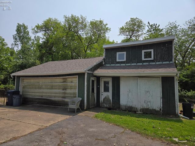 2312 Hayes Avenue, Sandusky, OH 44870