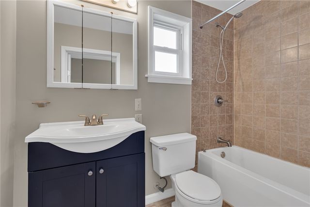 833 11th Ave, New Brighton, PA 15066