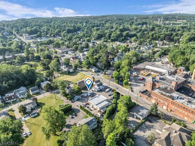 114 E Main St, Little Falls Twp., NJ 07424