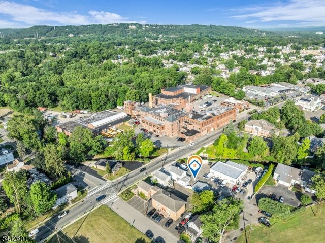 114 E Main St, Little Falls Twp., NJ 07424