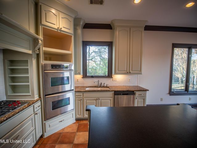 172 Northshore Way, Madison, MS 39110