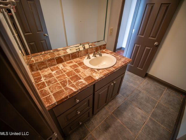 172 Northshore Way, Madison, MS 39110