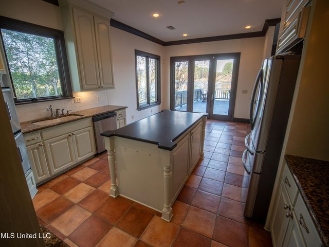 172 Northshore Way, Madison, MS 39110