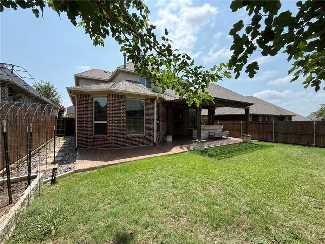 2707 Point Vista Drive, Lewisville, TX 75067