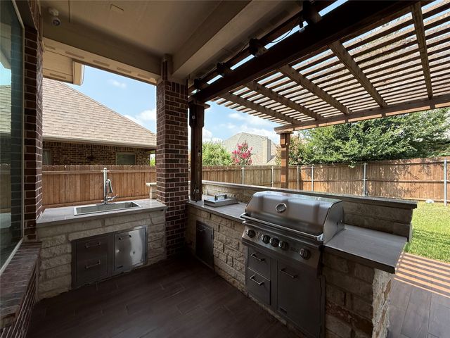 2707 Point Vista Drive, Lewisville, TX 75067