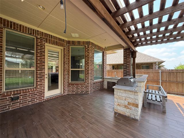 2707 Point Vista Drive, Lewisville, TX 75067
