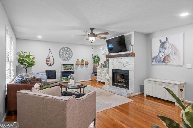21 Timberwood Drive, SE, Silver Creek, GA 30173