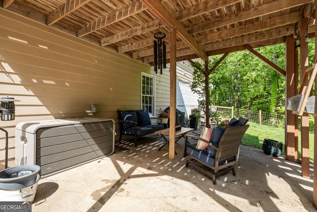 21 Timberwood Drive, SE, Silver Creek, GA 30173