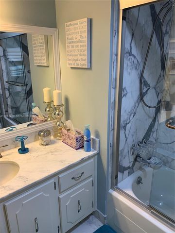 1340 S Ocean Boulevard 1003, Pompano Beach, FL 33062