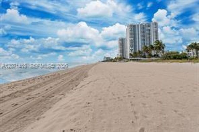 1340 S Ocean Boulevard 1003, Pompano Beach, FL 33062