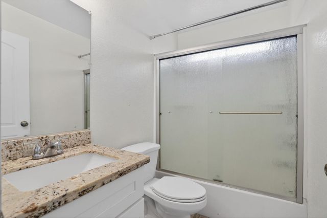 2524 Pemberton Court, Stockton, CA 95210