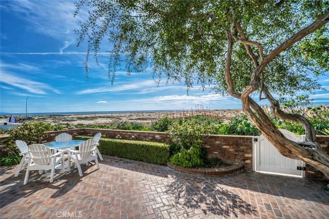 1105 E Balboa, Newport Beach, CA 92661