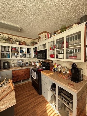 403 County Road 324, Alice, TX 78332
