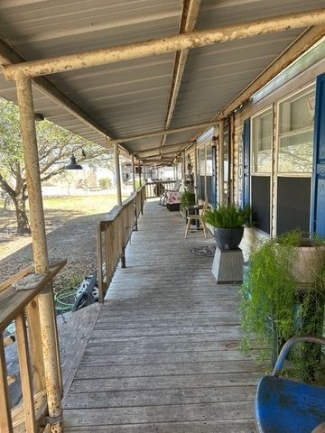 403 County Road 324, Alice, TX 78332