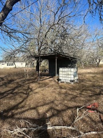 403 County Road 324, Alice, TX 78332
