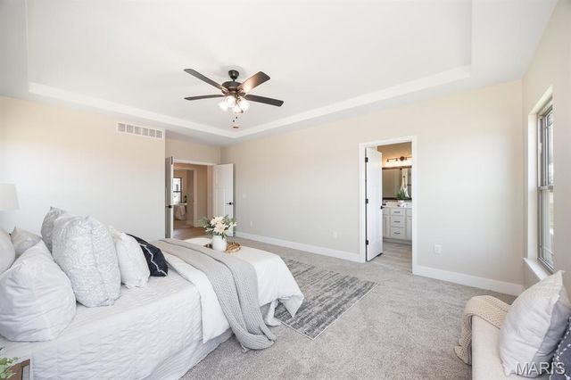 3740 Golfview Circle, Shiloh, IL 62221