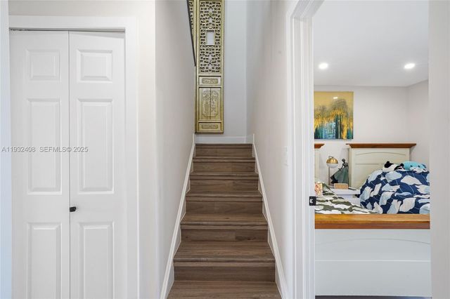 10310 NW 5th Ter 4-26, Miami, FL 33172