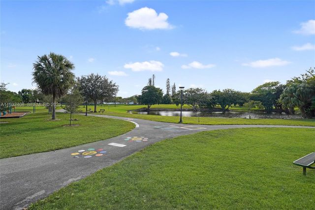 10310 NW 5th Ter 4-26, Miami, FL 33172