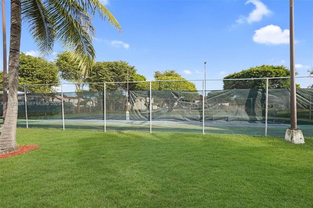 10310 NW 5th Ter 4-26, Miami, FL 33172