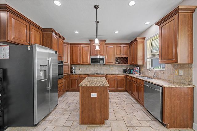 8137 LAGERFELD DRIVE, Land O Lakes, FL 34637