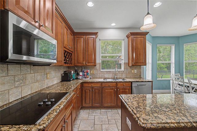 8137 LAGERFELD DRIVE, Land O Lakes, FL 34637