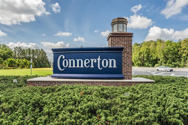 8137 LAGERFELD DRIVE, Land O Lakes, FL 34637