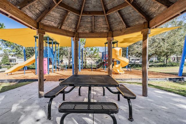 8137 LAGERFELD DRIVE, Land O Lakes, FL 34637