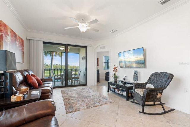 16904 VARDON TERRACE 301, Lakewood Ranch, FL 34211