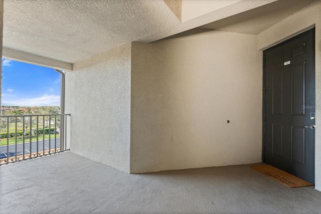 16904 VARDON TERRACE 301, Lakewood Ranch, FL 34211