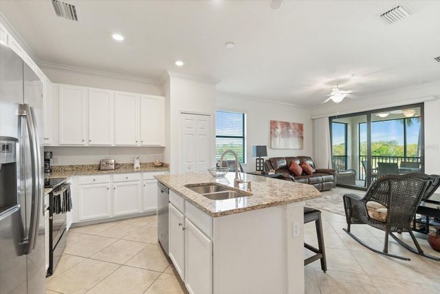 16904 VARDON TERRACE 301, Lakewood Ranch, FL 34211