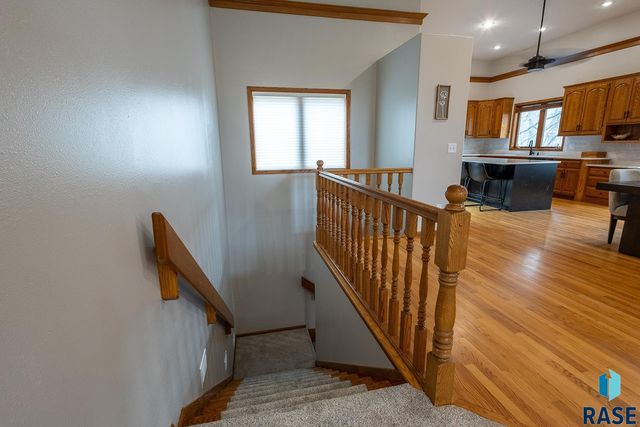 7 N Sun Valley Pl Place, Sioux Falls, SD 57110