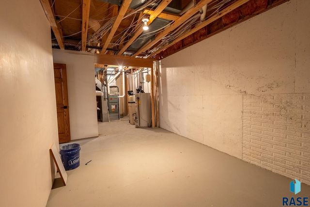 7 N Sun Valley Pl Place, Sioux Falls, SD 57110