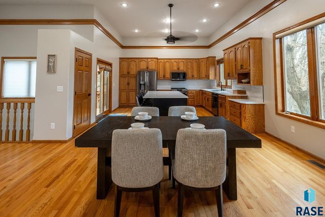 7 N Sun Valley Pl Place, Sioux Falls, SD 57110