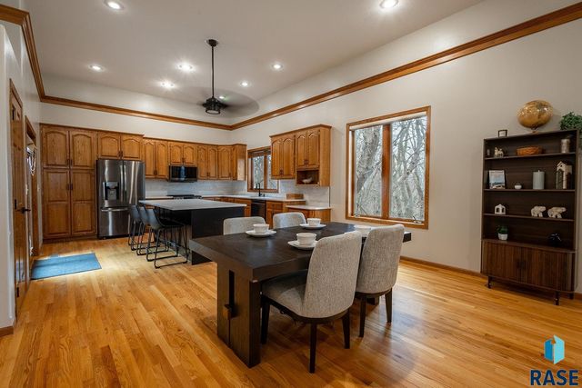 7 N Sun Valley Pl Place, Sioux Falls, SD 57110