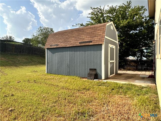 209 Peppergrass Cove, Kyle, TX 78640
