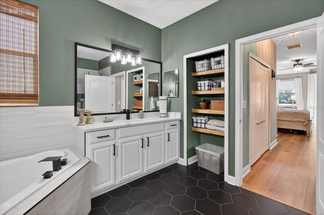 18564 STROMBURY DRIVE, Land O Lakes, FL 34638